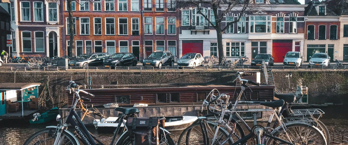 Zo organiseer je een unieke lunch of brunch op het water in Groningen