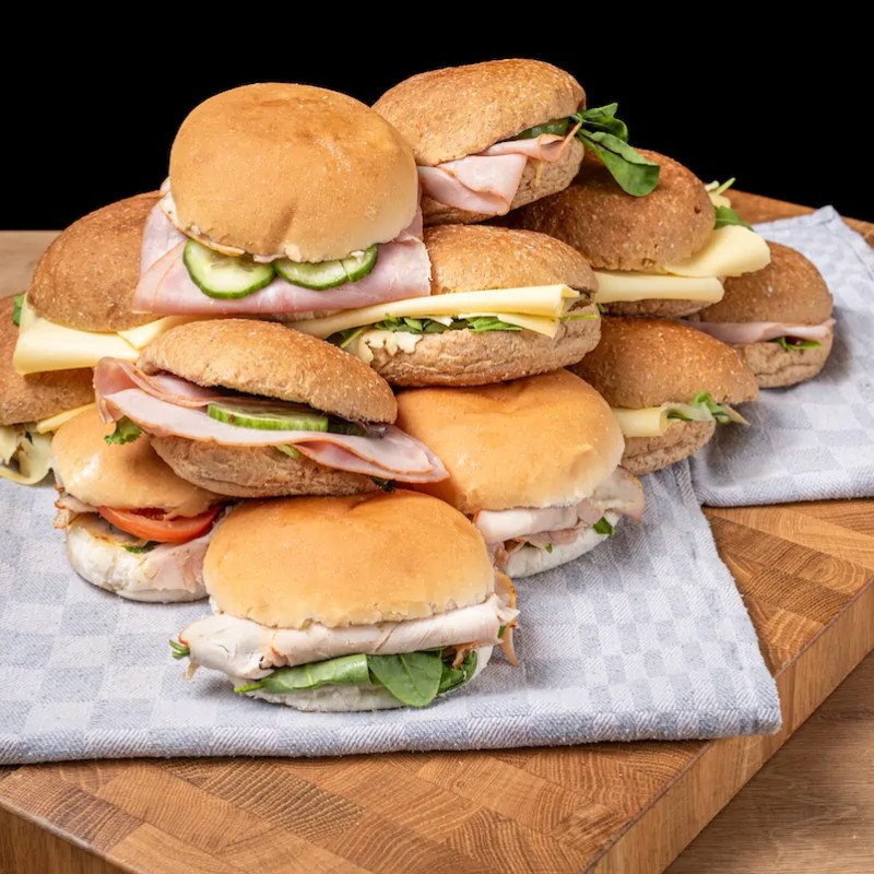Foto: Lunchdeal 50 Broodjes – 50 Belegde Broodjes (Budgetvriendelijk)
